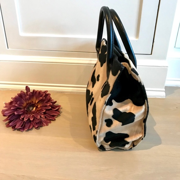 Animal print/ Cow print handbag vintage Cute and fun! - Picture 8 of 13